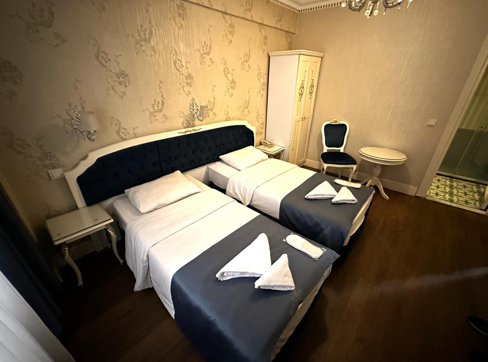 The Istanbul Alyon Hotel Taksim Exterior foto