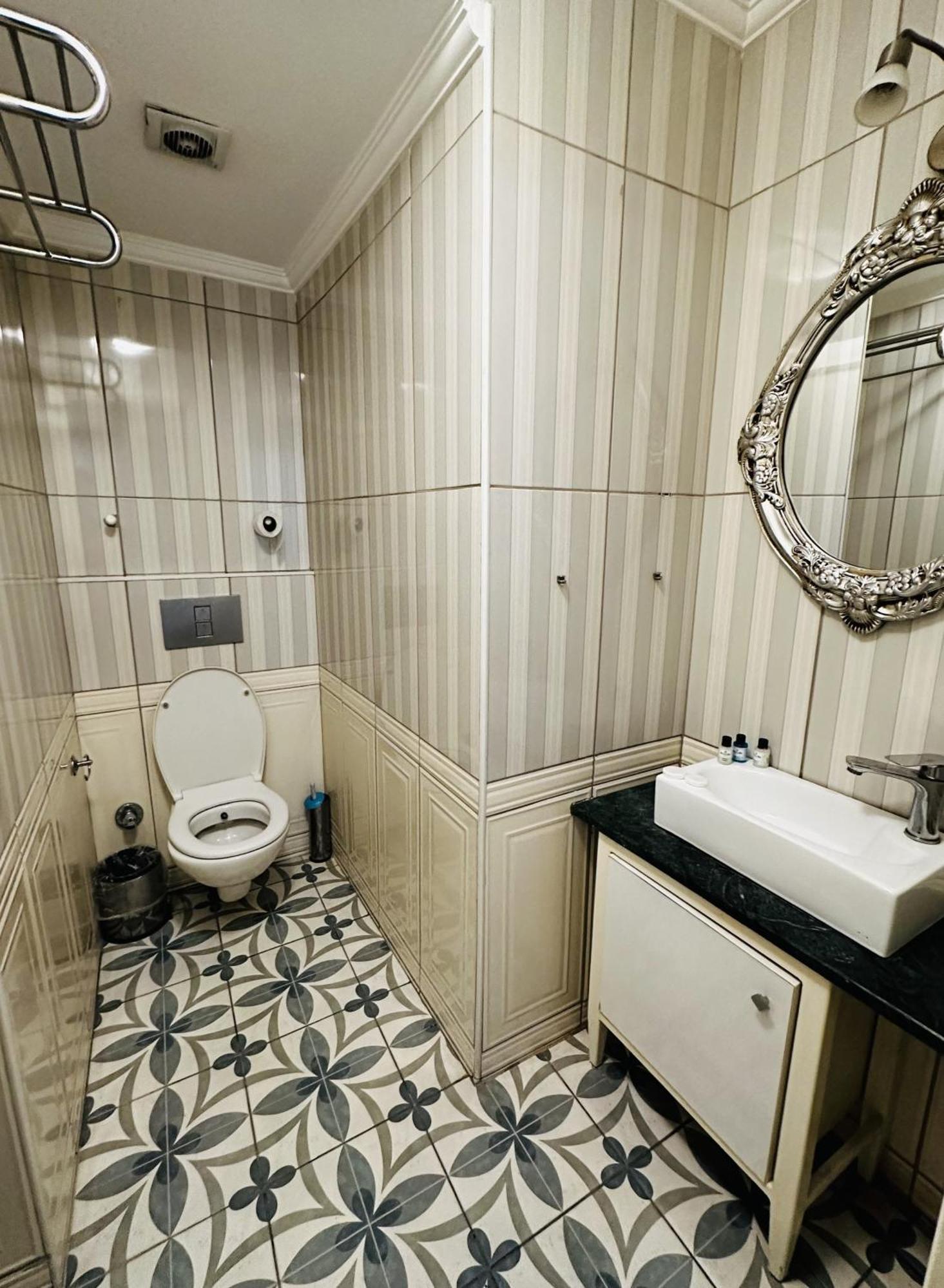 The Istanbul Alyon Hotel Taksim Exterior foto